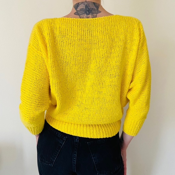 Yellow crew neck loose fit knit sweater - Picture 3 of 8